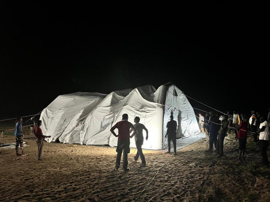 MSF inflatable hospital in Chad for Sudanese refugees