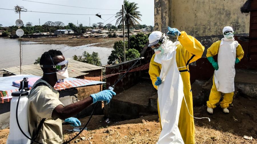 Watsan Team disinfects Freetown Houses