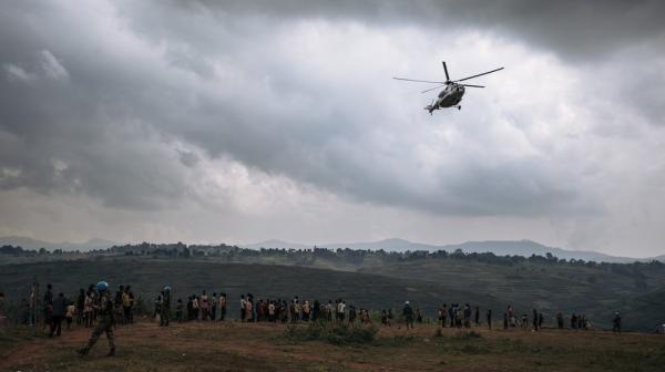 Patient referral and supply by helicopter in Rhoe Camp