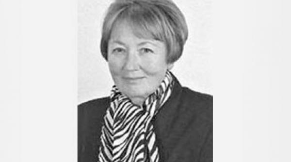 Edith Kospach, Laborspezialistin