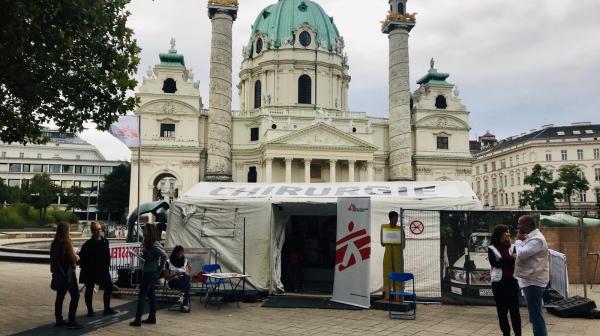 Karlsplatz, Wien, 2. Oktober 2019: Die Freiluftaustellung kann noch bis 13. Oktober besucht werden